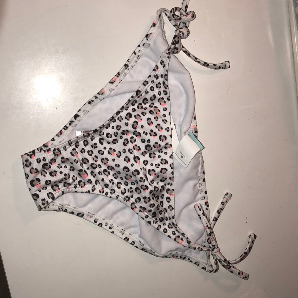Bathing suit